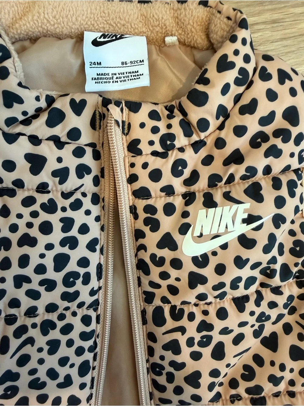Nike Toddler 2T / 24M Leopard Heart Puffer Vest Zip Up